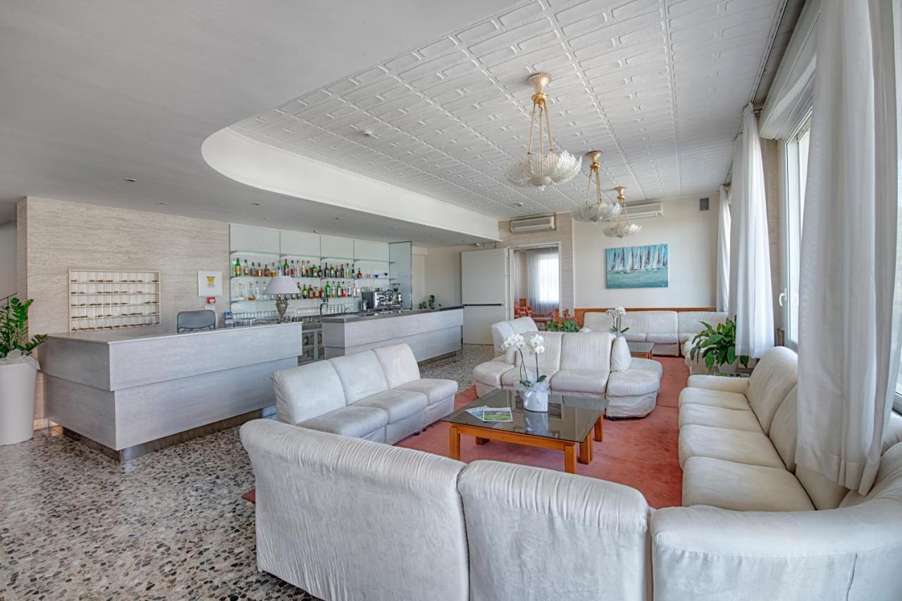 Hotel Continental มิลาโน แมริตทิมา ภายนอก รูปภาพ