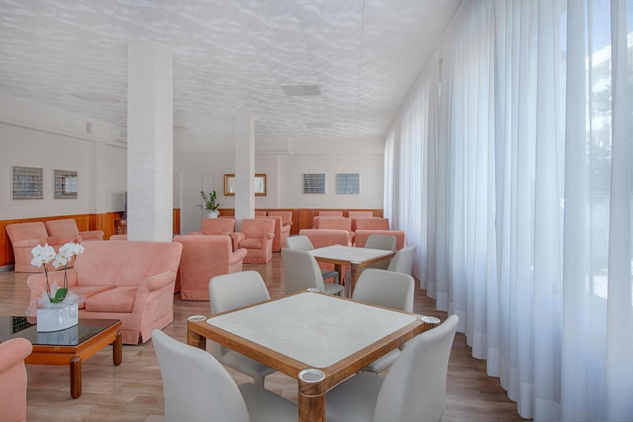 Hotel Continental มิลาโน แมริตทิมา ภายนอก รูปภาพ